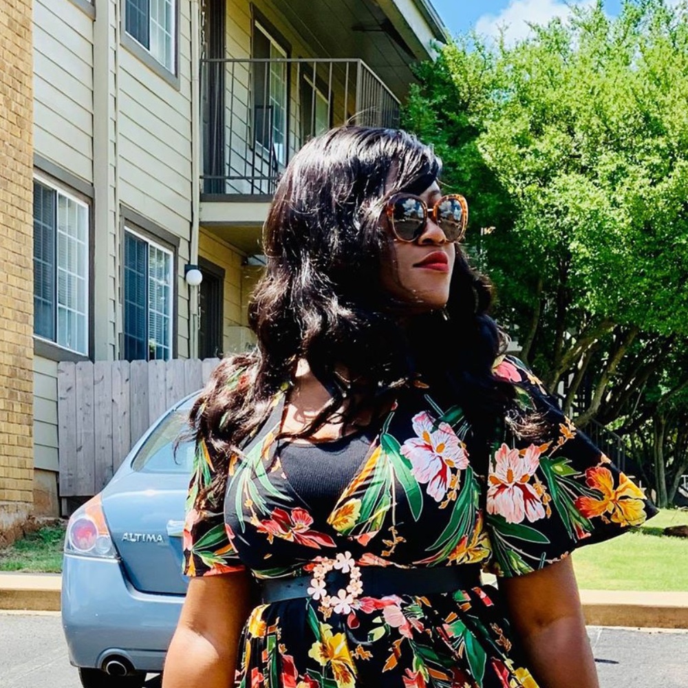 Meet your Posher, Lynda